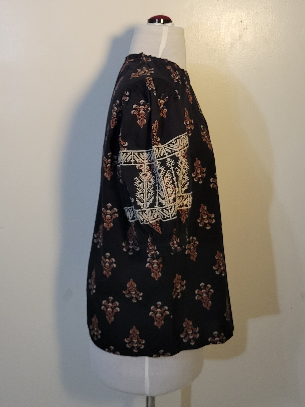 Knox Rose (Women's S) Black Floral Crew neck Embroidered Puff Sleeves Cotton Top - Picture 4 of 9